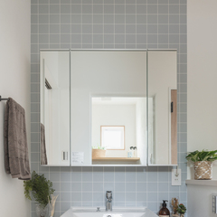 【規格住宅】白×天然木の組み合わせがかわいい、シンプルナチュラルな家【洗面室】