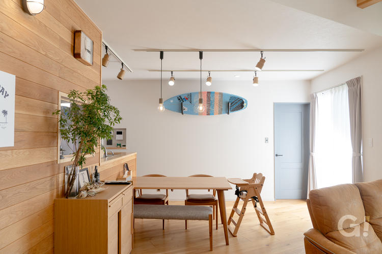 無垢素材が調和する｜サーファーズハウス